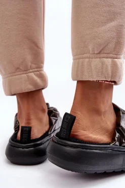 Big Star Shoes Połyskujące Kapcie Damskie Czarne Big Star MM274130 Czarny