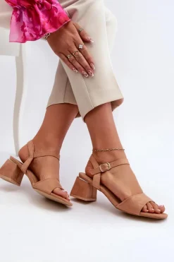 Damskie Evento Sandały Damskie Na Klocku Z Eko Zamszu Camel Leisha