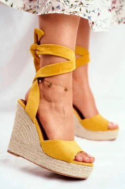 Boto Sandały Damskie Na Koturnie Wiązane Żółte Belleza