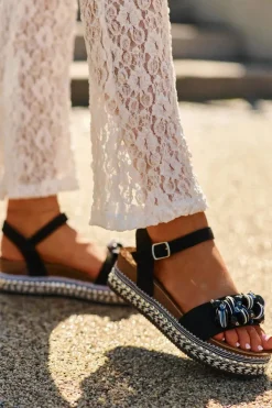 Discount Damskie buty S.Barski Sandały Damskie Na Koturnie I Platformie Z Ozdobami S.Barski HY056 Czarne