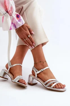 Buty Sergio Leone Sandały Na Obcasie*Sandały Damskie Na Niskim Obcasie Z Eko Skóry Sergio Leone SK046 Srebrne Srebrny