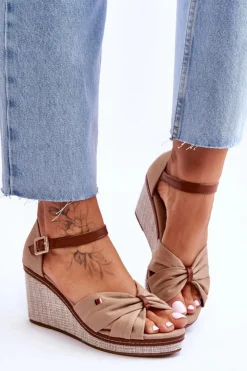 Damskie Boto Sandały Damskie Na Plecionym Koturnie Ciemnobeżowe Judith