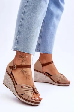 Damskie Boto Sandały Damskie Na Plecionym Koturnie Ciemnobeżowe Judith