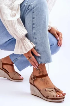 Damskie Boto Sandały Damskie Na Plecionym Koturnie Ciemnobeżowe Judith