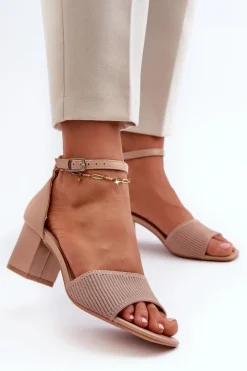Outlet Evento Sandały Damskie Na Słupku Beżowe Desvia