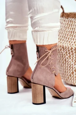 New Maciejka Sandały Damskie Na Słupku Beżowe Zamszowe 04122-04