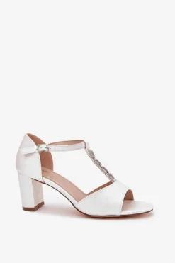 Damskie Evento Sandały Damskie Na Słupku Z Ozdobnym Paskiem Eko Skóra Białe Triavera