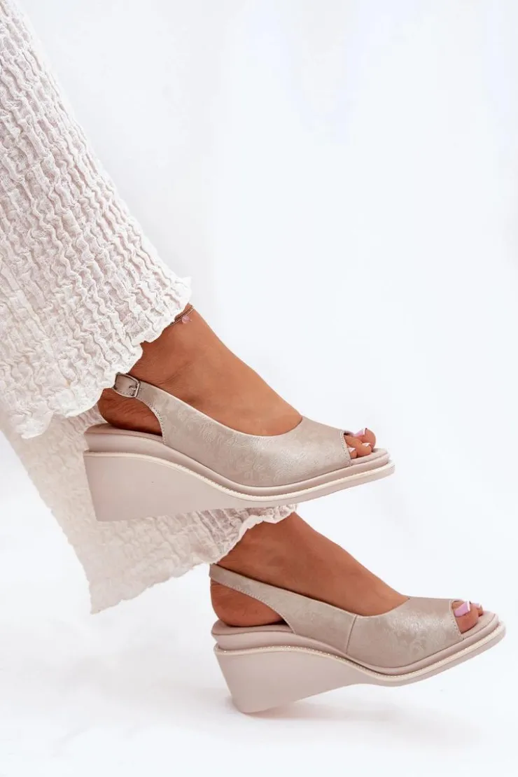 Damskie buty S.Barski Sandały Na Koturnie*Sandały Damskie Skórzane Na Koturnie S.Barski LR51-539 Złote