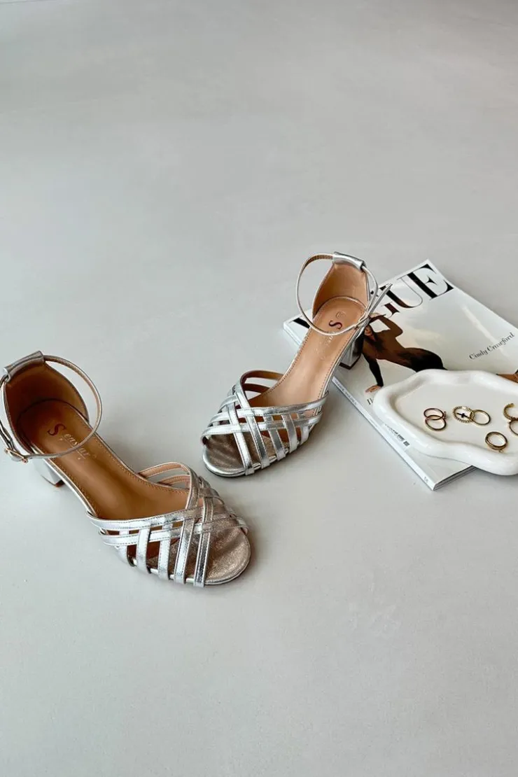 Boto Sandały Damskie Z Eko Skóry Na Niskim Obcasie Srebrne Monsha