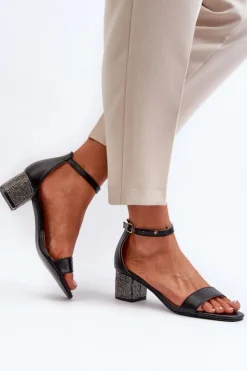 Damskie Boto Sandały Damskie Z Eko Skóry Na Zdobionym Obcasie Czarne Wiatalia