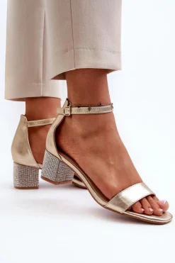 Damskie Boto Sandały Damskie Z Eko Skóry Na Zdobionym Obcasie Złote Wiatalia