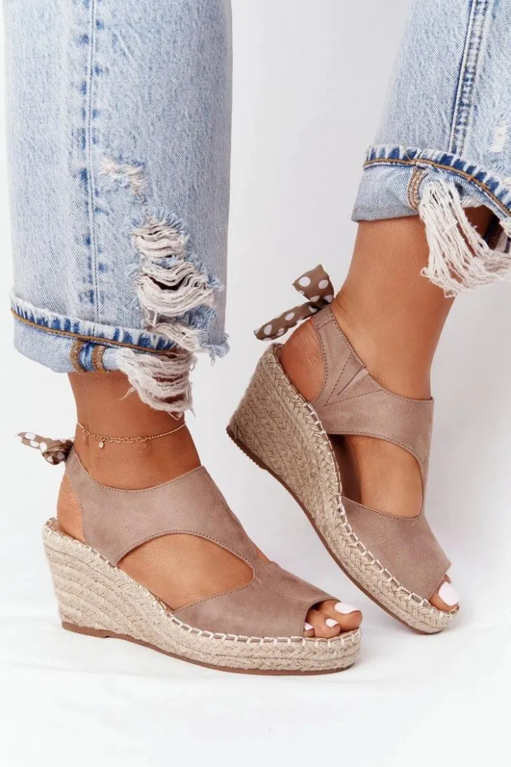 Hot Evento Sandały Na Koturnie Z Plecionką Beżowe Mykonos