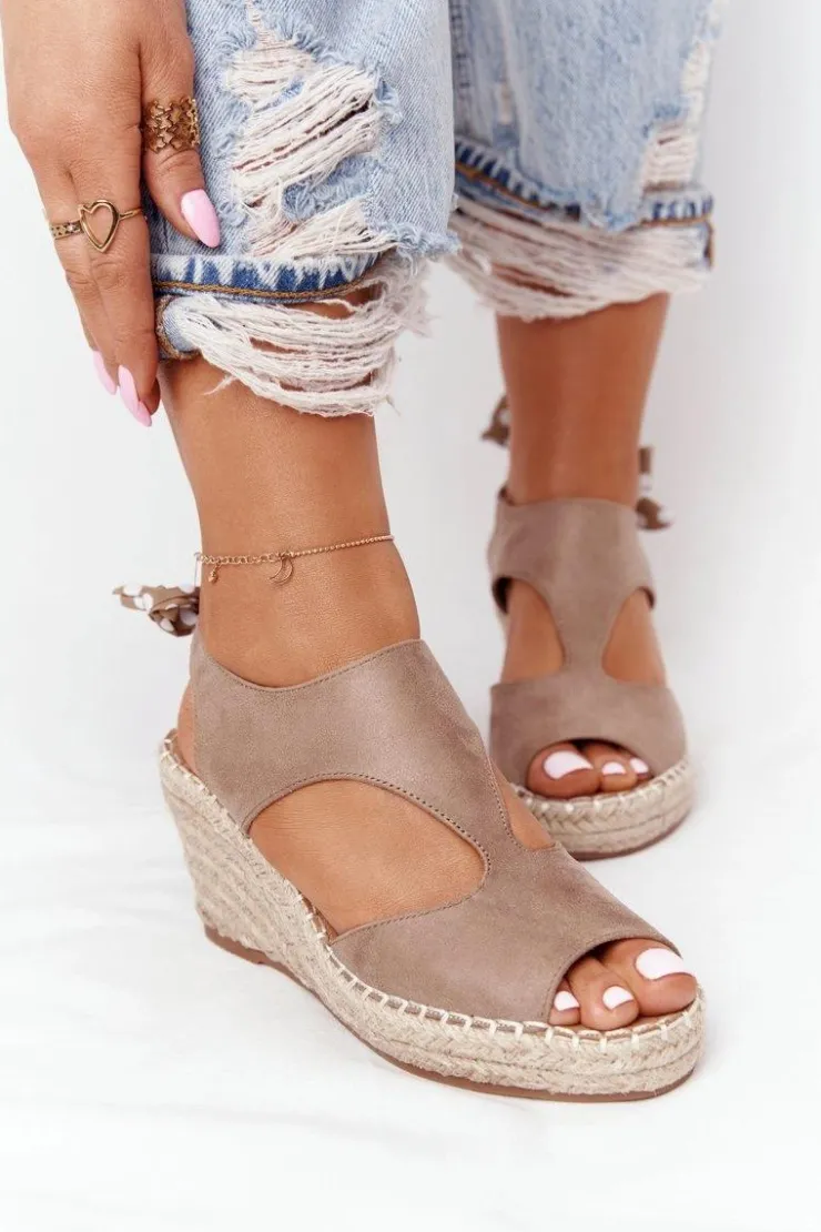 Hot Evento Sandały Na Koturnie Z Plecionką Beżowe Mykonos