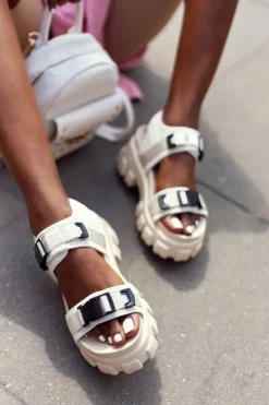 Online Boto Sandały Na Masywnej Platformie Beżowe Fly High