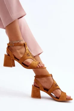 Sale Boto Sandały Na Niskim Obcasie Camel Eleriva Brązowy