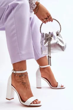 Online Boto Sandały Na Obcasie Białe Individual