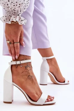 Online Boto Sandały Na Obcasie Białe Individual