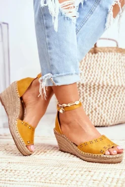 Damskie Evento Sandały Na Plecionej Koturnie Żółte Sagittarius