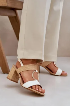 Discount Boto Sandały Na Słupkowym Obcasie Biało-Beżowe Afleeria