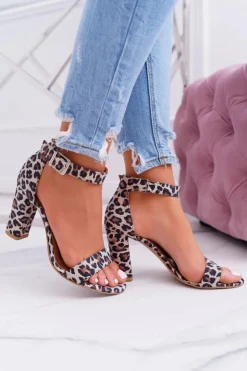 Sale Laura Messi Sandały Na Słupku 1760 Skóra Licowa Panterka Iliady