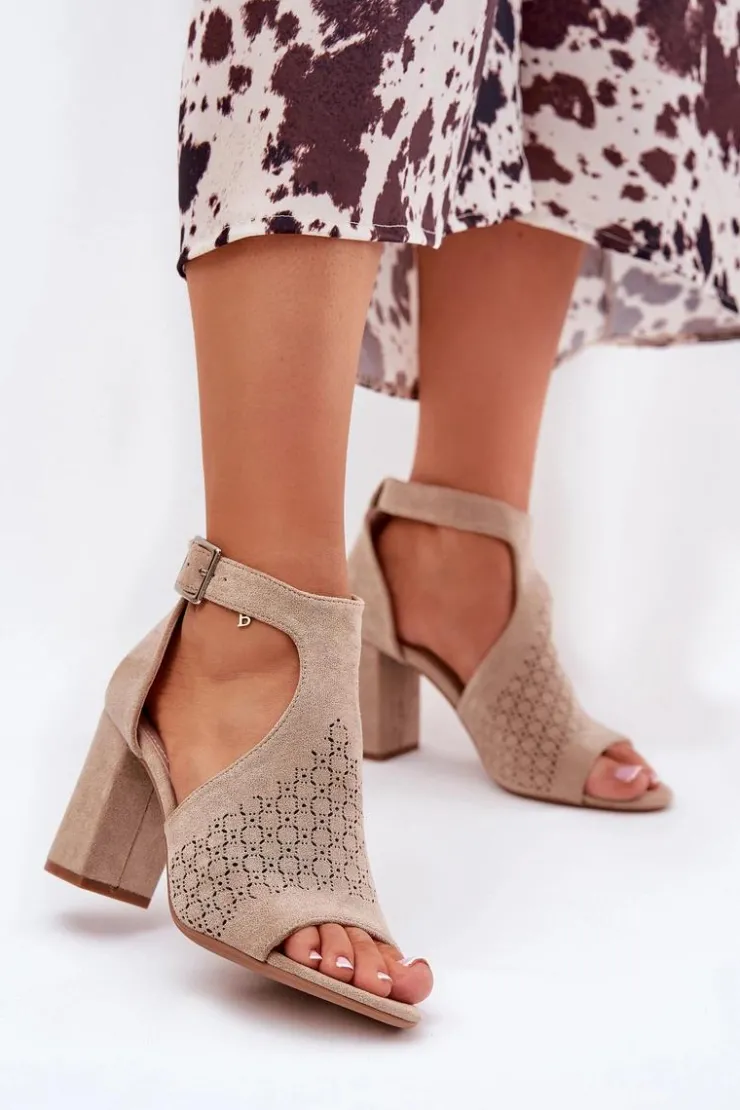 Damskie Boto Sandały Z Ażurowym Wzorem Na Słupku Eko Zamszowe Beżowe Helori