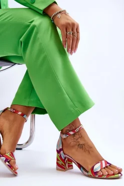 Boto Sandały Na Obcasie*Satynowe Sandały Na Niskim Obcasie We Wzory Beżowo-Niebieskie Quincy