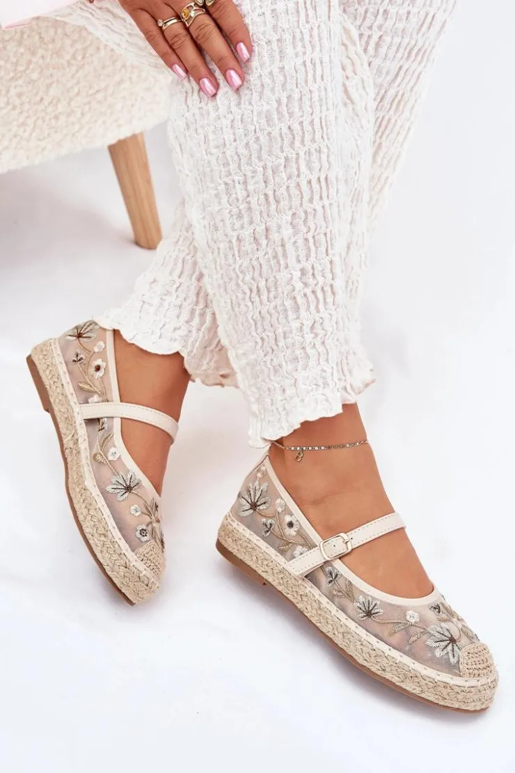 Sale Boto Siateczkowe Espadryle Z Haftem Na Platformie Beżowe Laxisa Beżowy