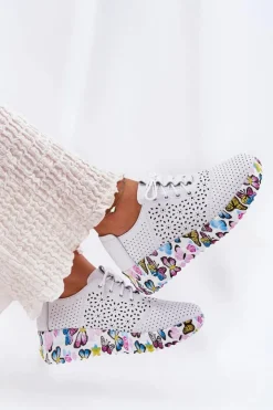 Artiker Skórzane Ażurowe Półbuty Damskie Na Koturnie Motyle 56C1618 Białe