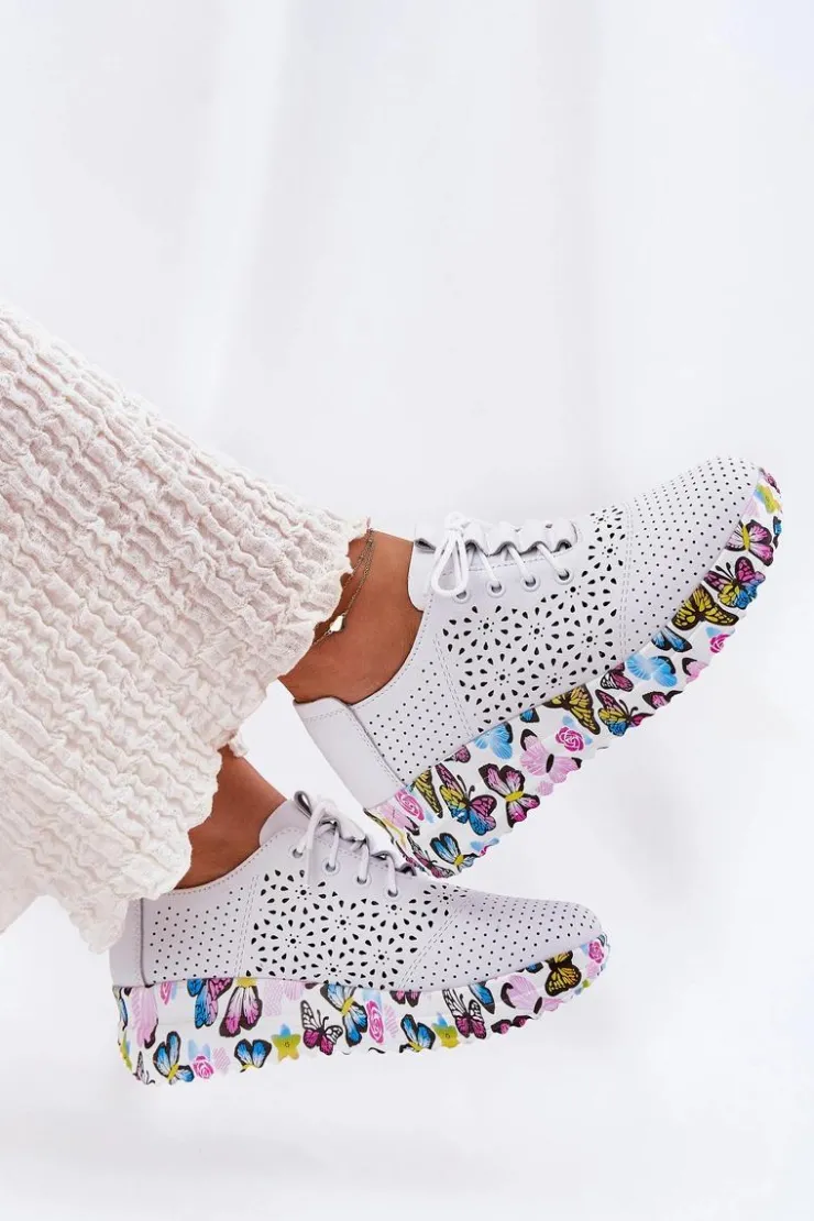 Artiker Skórzane Ażurowe Półbuty Damskie Na Koturnie Motyle 56C1618 Białe