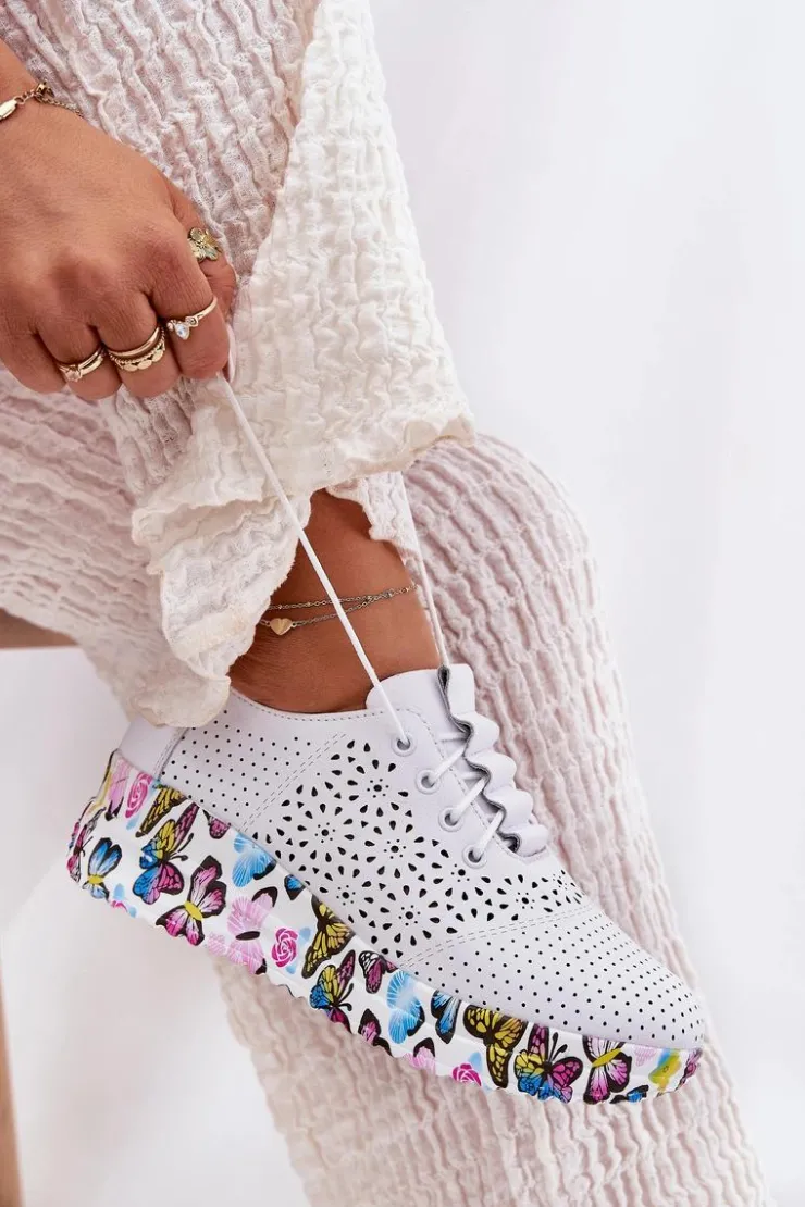 Artiker Skórzane Ażurowe Półbuty Damskie Na Koturnie Motyle 56C1618 Białe