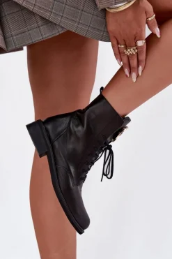 Discount Zazoo Skórzane Botki Damskie Na Płaskim Obcasie Ze Złotym Detalem 3084 Czarne Czarny