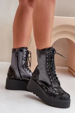 Damskie Maciejka Skórzane Botki Na Platformie I Koturnie Z Wzorzystą Cholewką 06720-01 Czarne