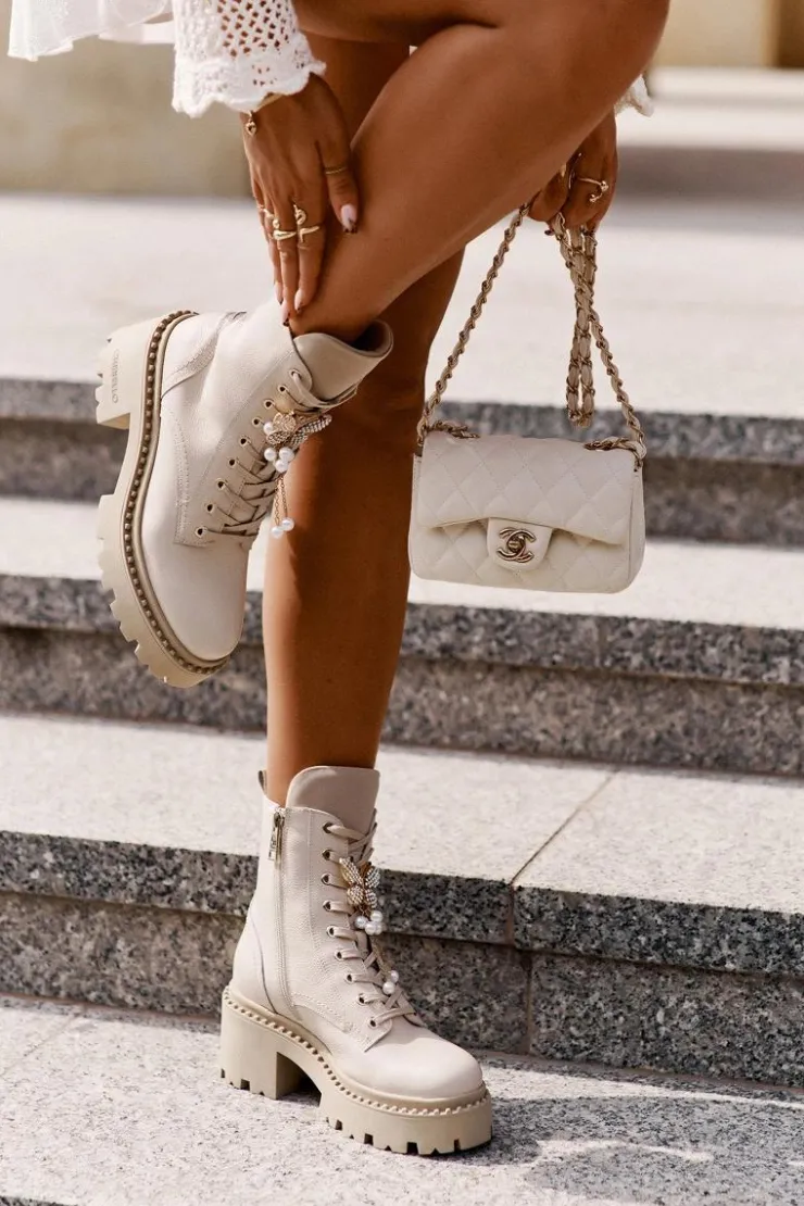 Damskie CheBello Skórzane Botki Workery Damskie Z Motylem Beżowe 4590