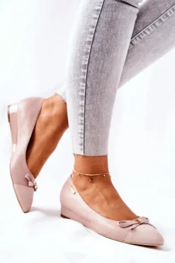 Monnari Czółenka Klasyczne*Skórzane Czółenka Na Koturnie 0590-M04 Jasnoróżowe