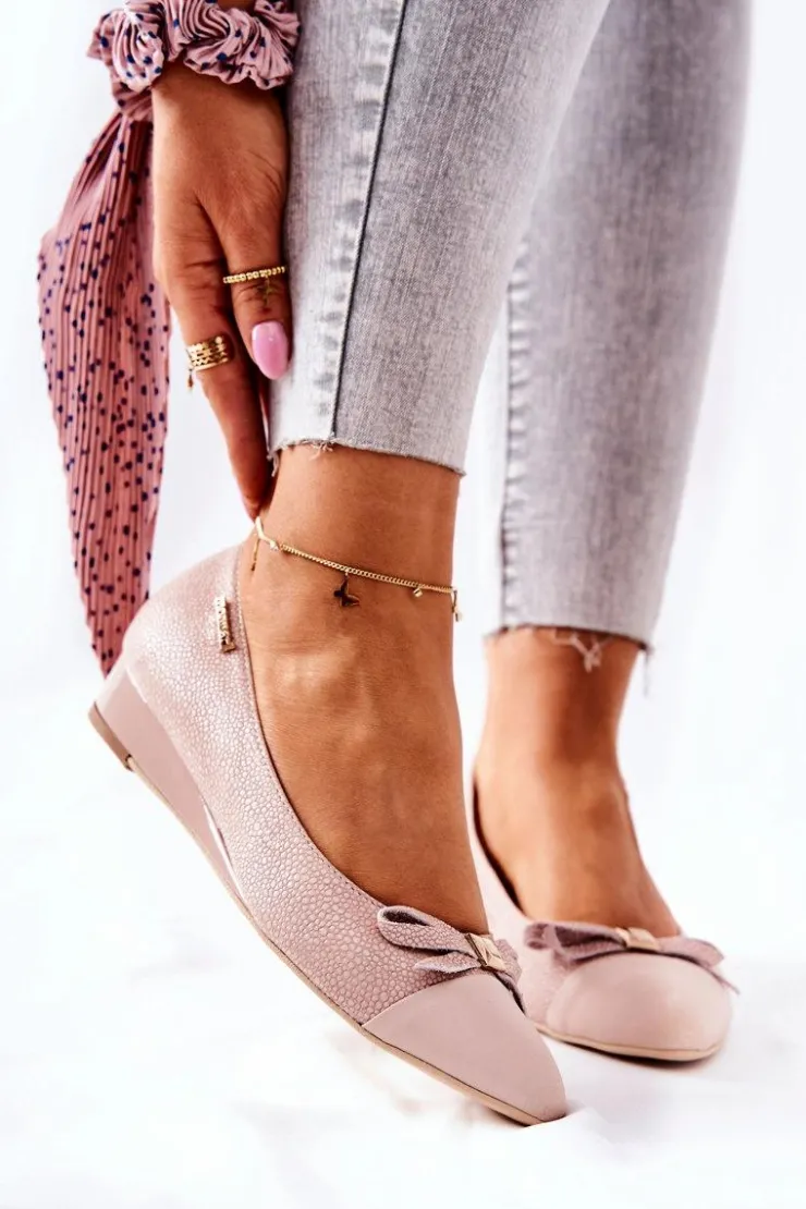 Monnari Czółenka Klasyczne*Skórzane Czółenka Na Koturnie 0590-M04 Jasnoróżowe