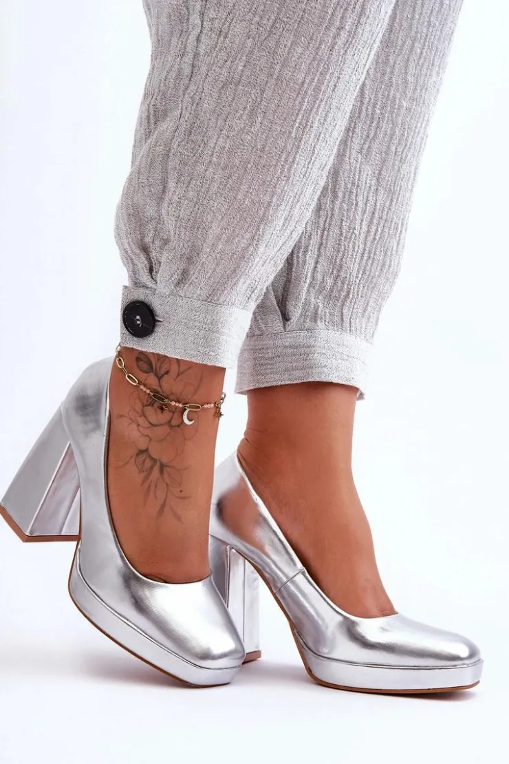 Hot Boto Skórzane Czółenka Na Masywnym Obcasie Srebrne Rosalia