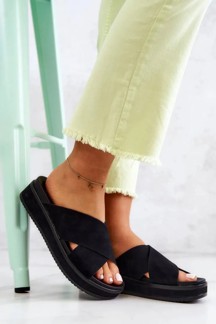 Big Star Shoes Skórzane Damskie Klapki Big Star JJ274721 Czarne