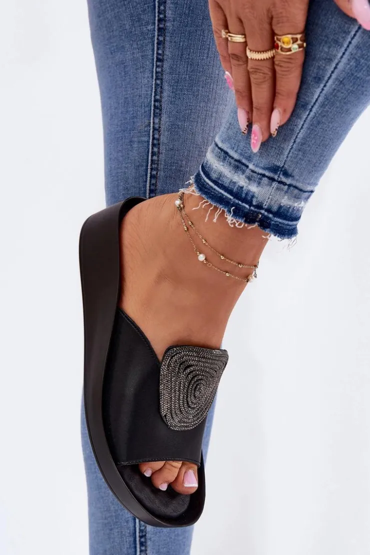 Damskie buty S.Barski Klapki Na Koturnie|Klapki Na Platformie*Skórzane Damskie Klapki Z Ozdobą KV51-028 Czarne Czarny