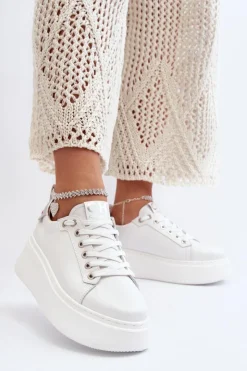 CheBello Buty Sportowe Na Platformie*Skórzane Damskie Sneakersy Z Bransoletą 4406 Białe