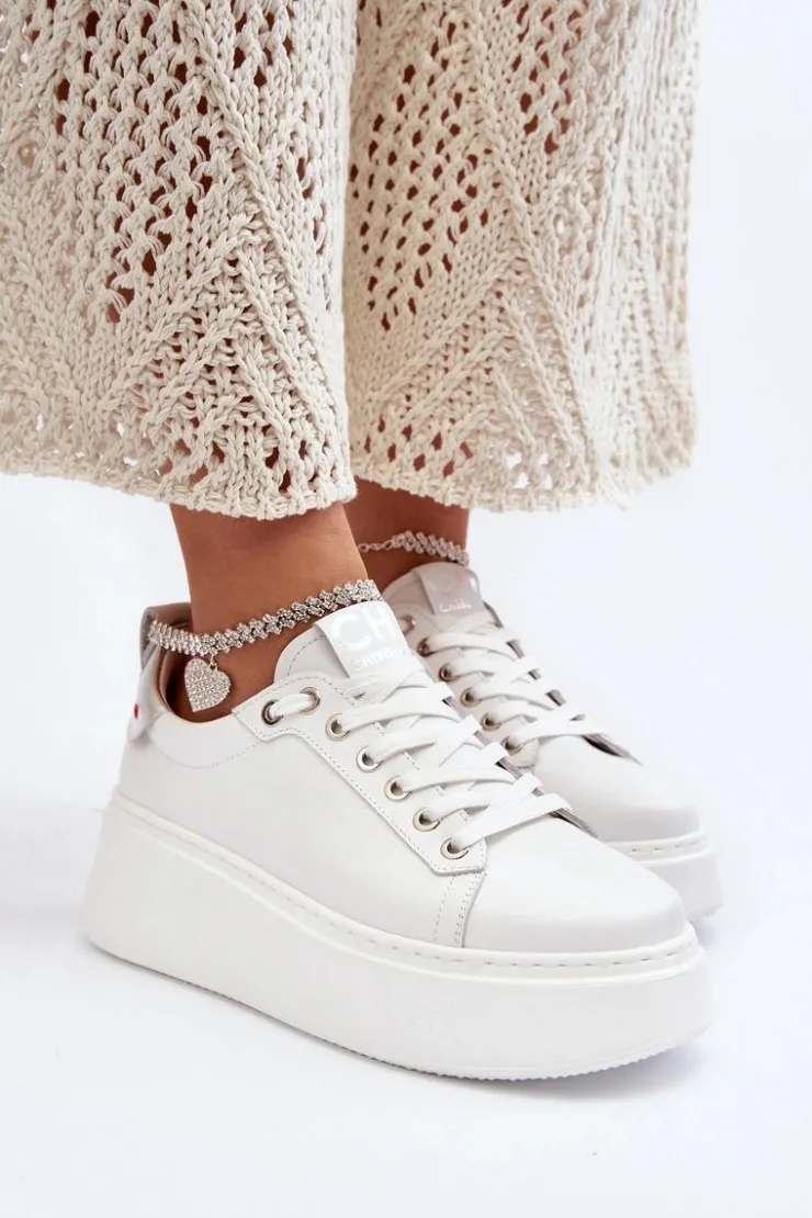 CheBello Buty Sportowe Na Platformie*Skórzane Damskie Sneakersy Z Bransoletą 4406 Białe