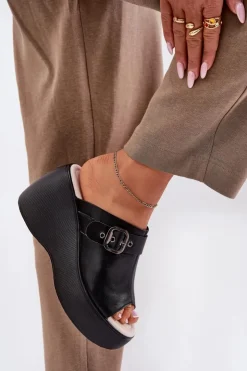 Damskie buty S.Barski Klapki Na Koturnie|Klapki Na Platformie*Skórzane Klapki Damskie Na Platformie I Koturnie Z Klamrą S.Barski LR51-542 Czarne Czarny