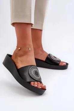 New Damskie buty S.Barski Skórzane Klapki Damskie Z Ozdobą S.Barski KV27-019 Czarne