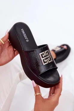 Buty damskie Vinceza Klapki Na Koturnie|Klapki Na Platformie*Skórzane Klapki Damskie Z Ozdobą Vinceza 79526 Czarne Czarny