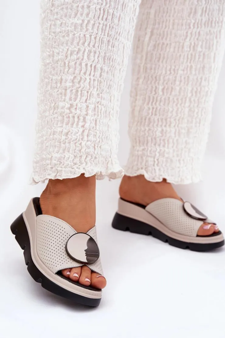 Damskie buty S.Barski Klapki Na Koturnie|Klapki Na Platformie*Skórzane Klapki Damskie Z Ozdobą S.Barski LR51-662 Beżowe