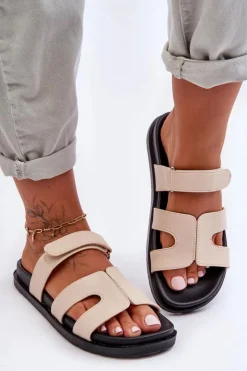 Discount Boto Skórzane Klasyczne Klapki Damskie Na Rzep Beżowe Amedon