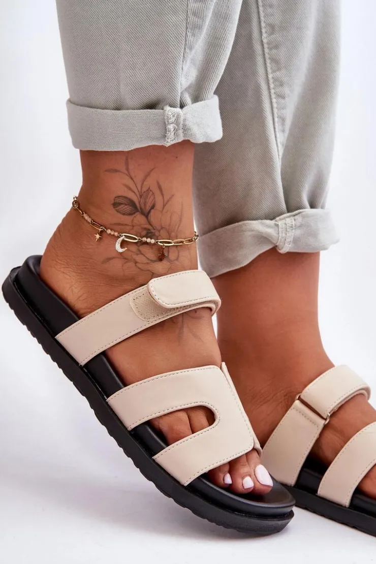 Discount Boto Skórzane Klasyczne Klapki Damskie Na Rzep Beżowe Amedon