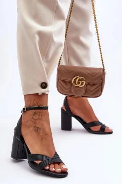 Discount Boto Skórzane Klasyczne Sandałki Na Słupku Czarne Zipola