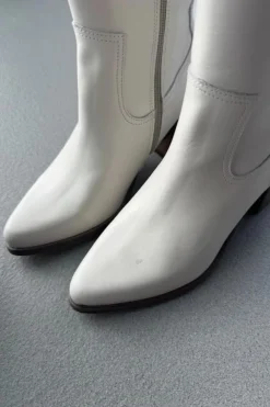 Damskie Boto Skórzane Kozaki Przed Kolano Na Słupku Zazoo 3675 Białe