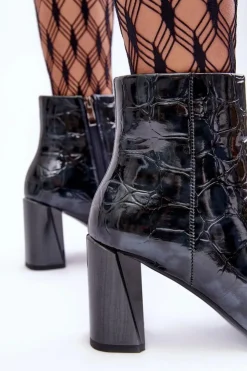 Online Damskie buty S.Barski Skórzane Lakierowane Botki Na Słupku S.Barski MR870-58 Granatowe