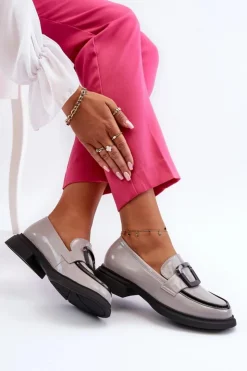 Outlet Buty damskie Vinceza Skórzane Lakierowane Mokasyny Damskie Szare Fidodia